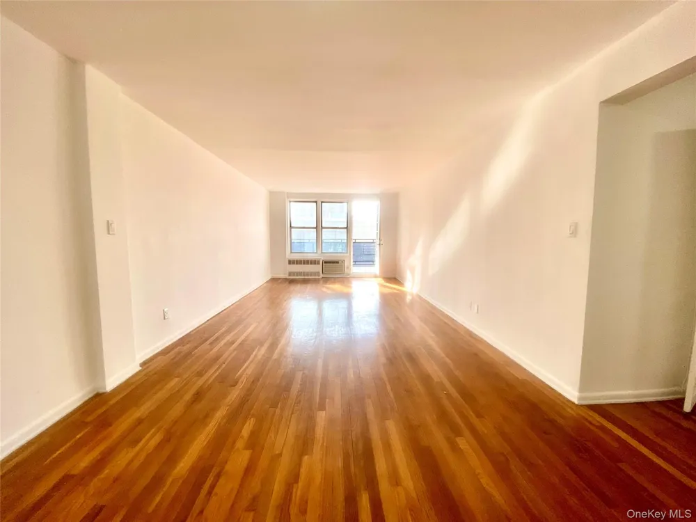 41-25 Kissena Boulevard #2S Flushing, NY 11355