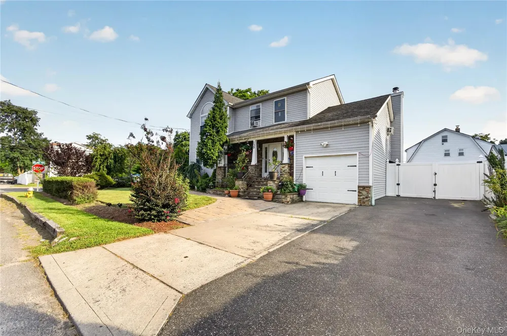 139 Smith Street Amityville, NY 11701