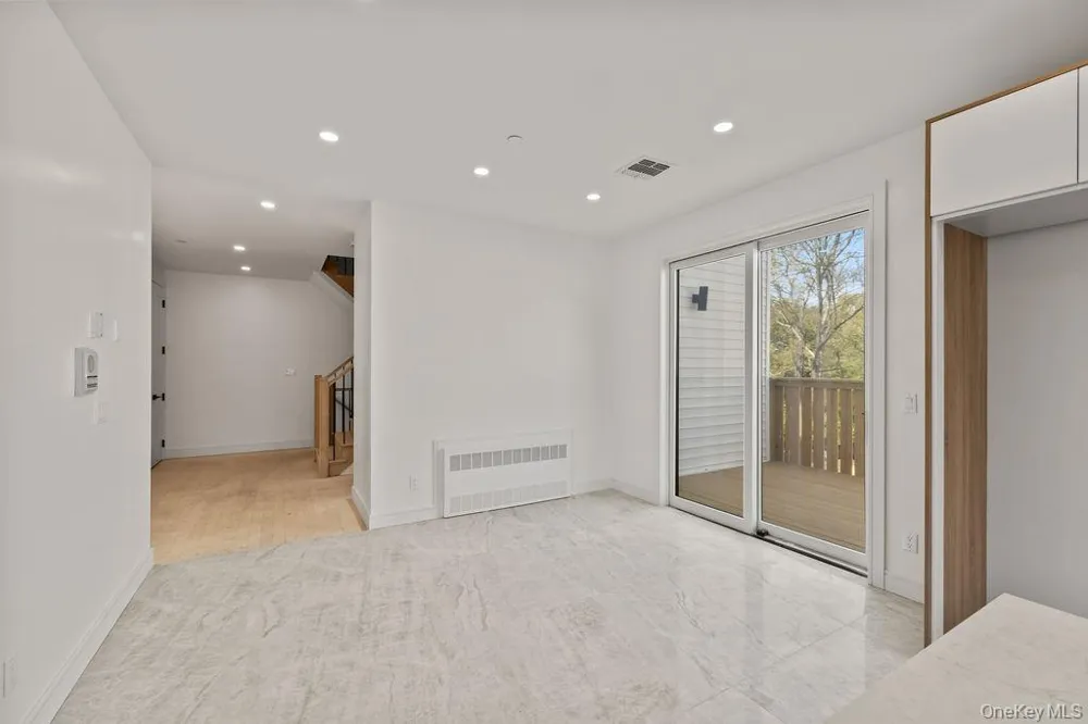 15 Warren Court #212 Monsey, NY 10952