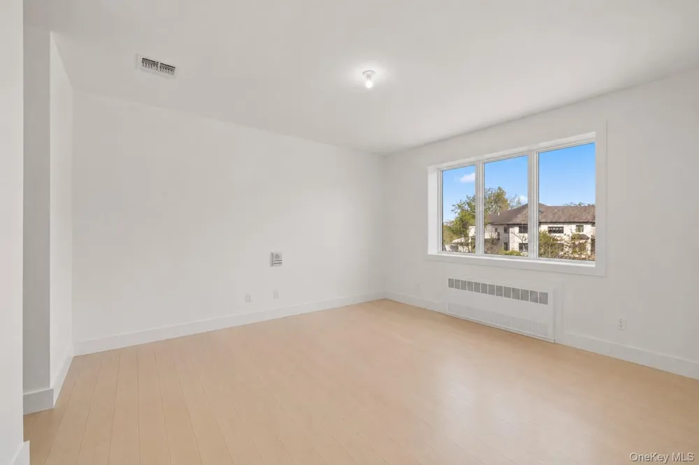 15 Warren Court #212 Monsey, NY 10952