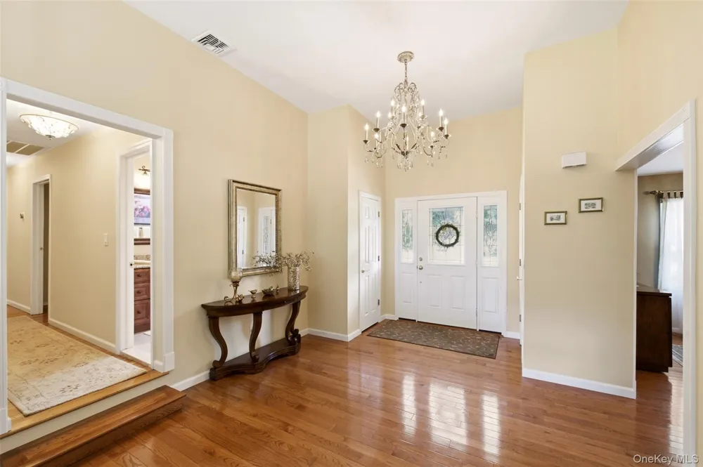15 Brandywine Drive East Setauket, NY 11733