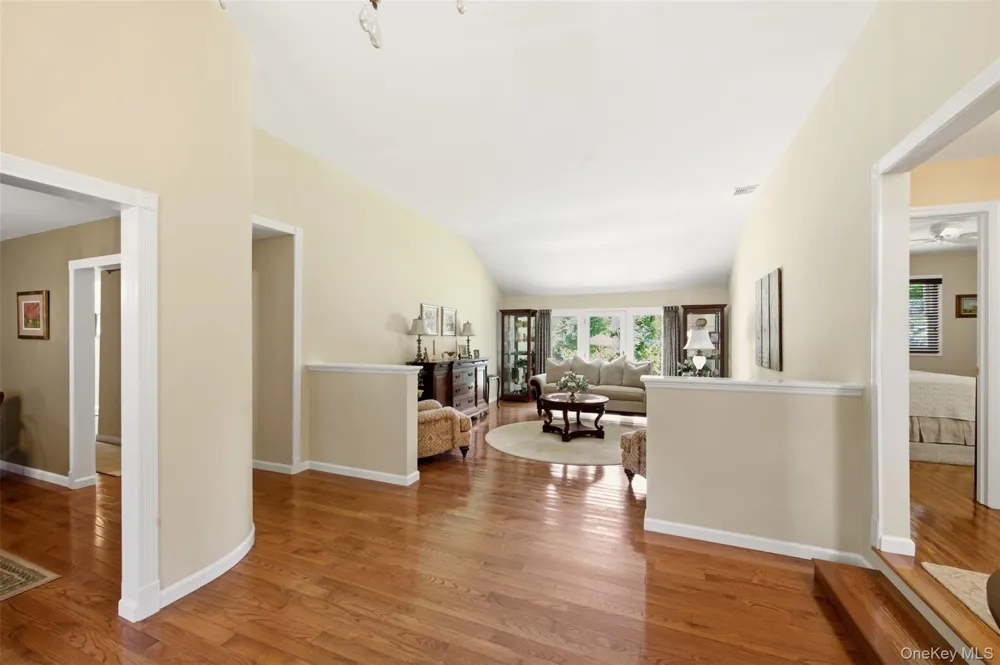 15 Brandywine Drive East Setauket, NY 11733