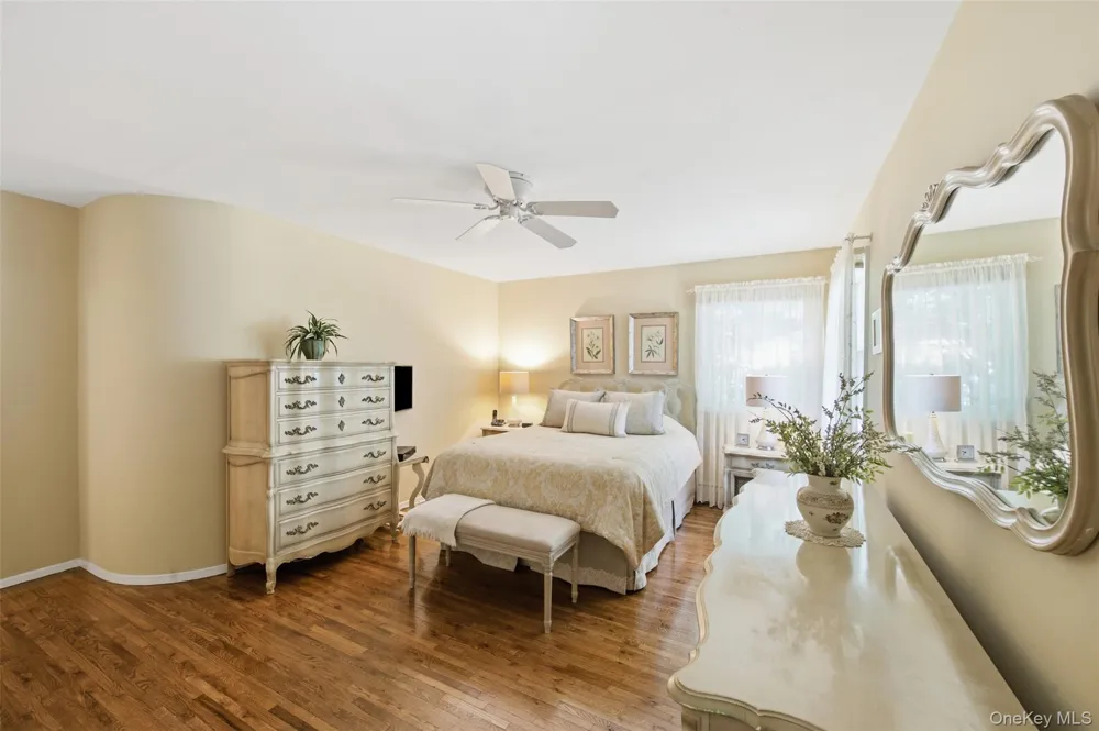 15 Brandywine Drive East Setauket, NY 11733