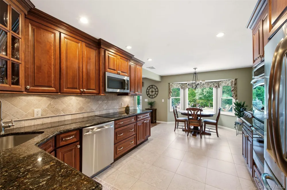 15 Brandywine Drive East Setauket, NY 11733