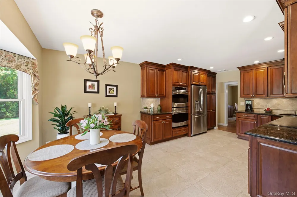 15 Brandywine Drive East Setauket, NY 11733