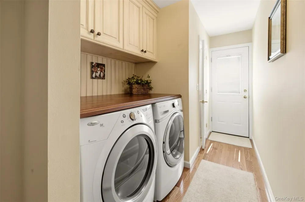 15 Brandywine Drive East Setauket, NY 11733