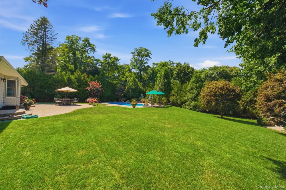 15 Brandywine Drive East Setauket, NY 11733