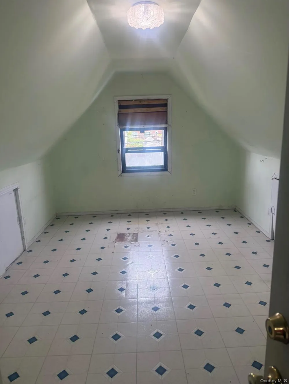 76-36 166th Street Fresh Meadows, NY 11366
