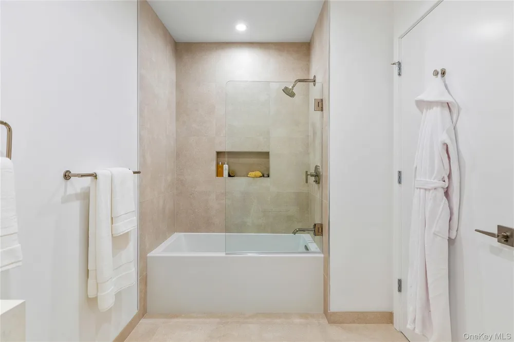 140 Boardwalk #610 B Long Beach, NY 11561