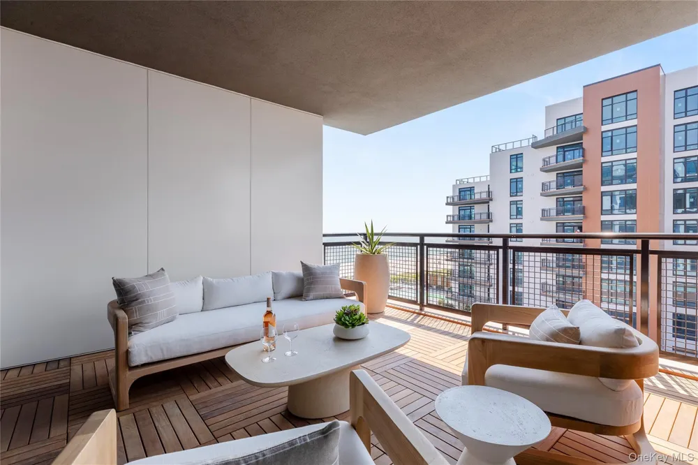 140 Boardwalk #610 B Long Beach, NY 11561