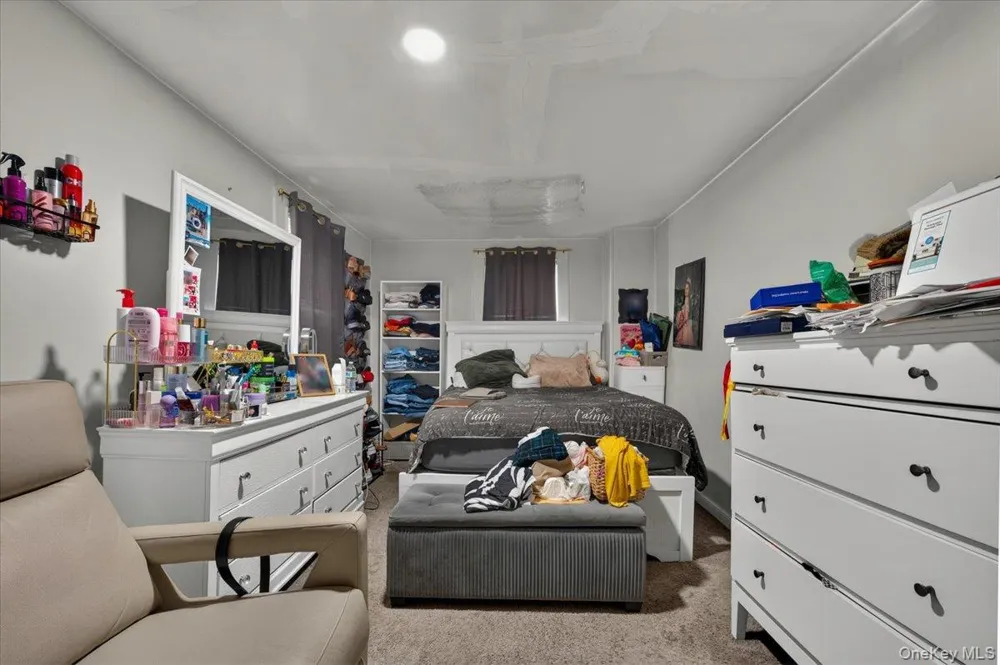 101 W 11th Street Huntington Station, NY 11746