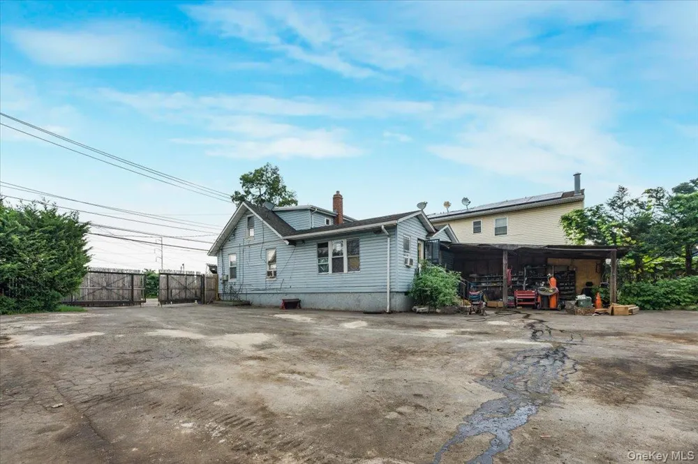 101 W 11th Street Huntington Station, NY 11746