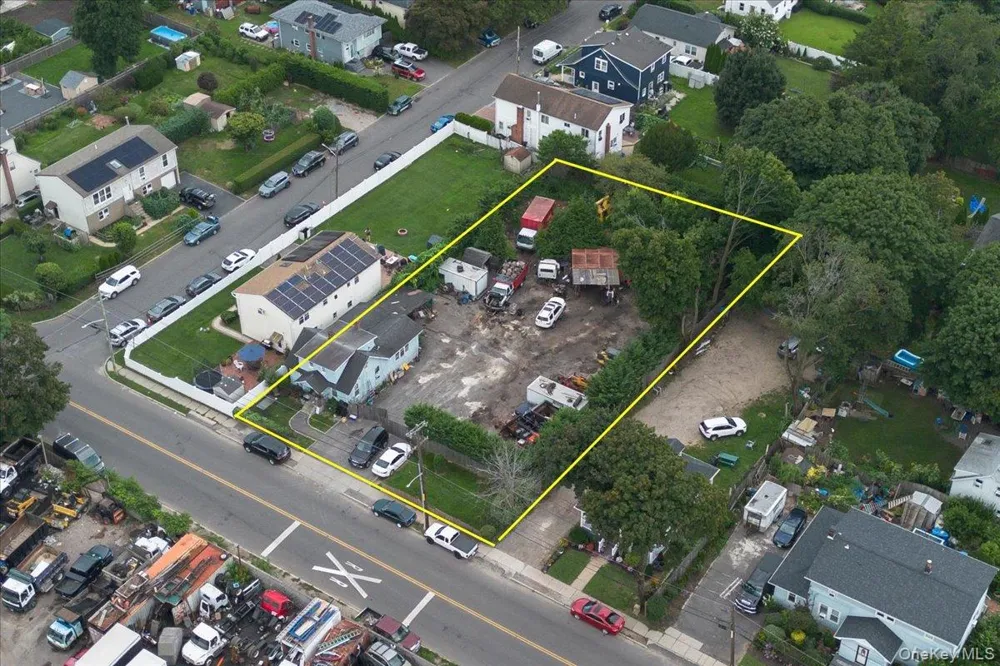 101 W 11th Street Huntington Station, NY 11746