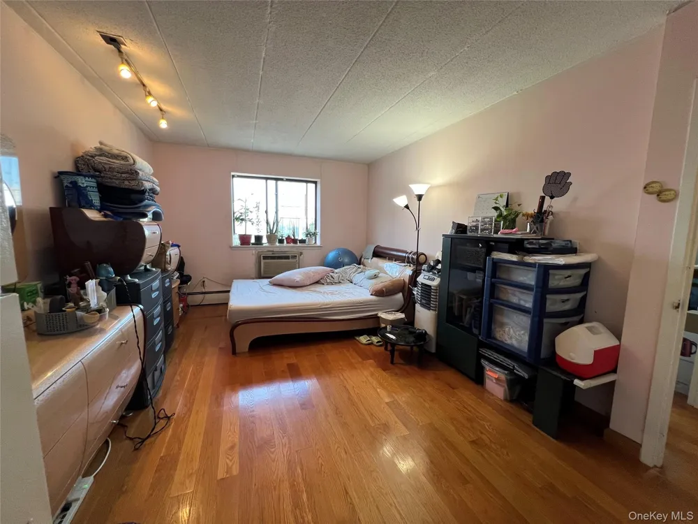 3808 147th Street #6E Flushing, NY 11354
