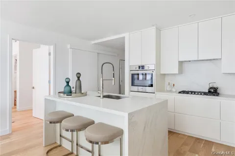 140 Boardwalk #409 B