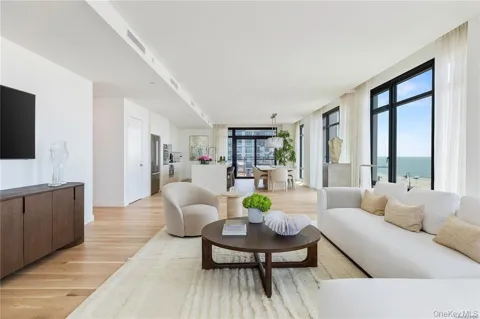 100 Boardwalk #1001A