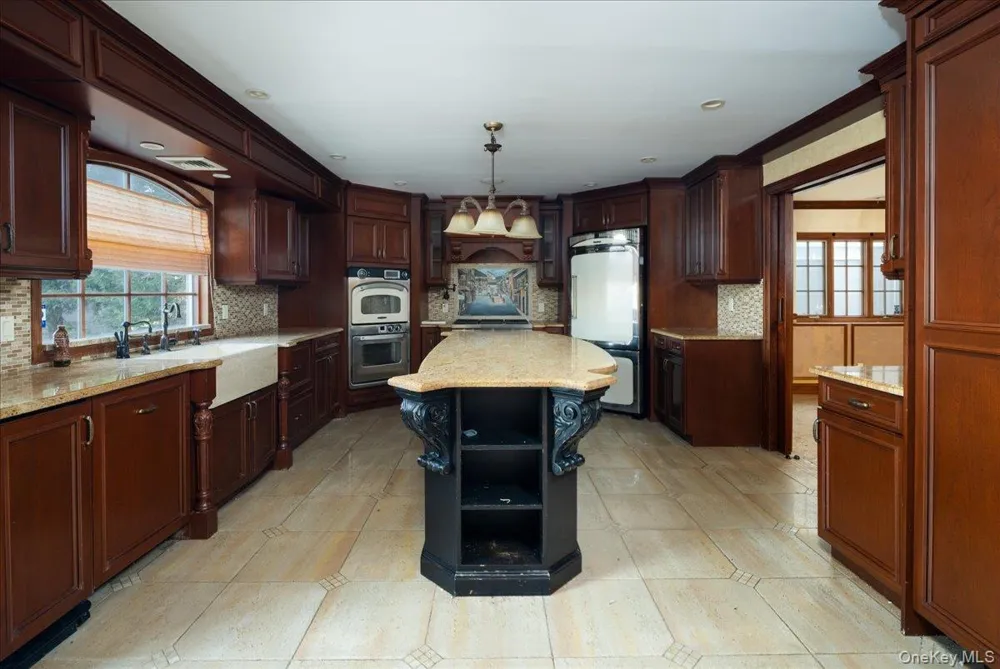 2829 Judith Drive Bellmore, NY 11710