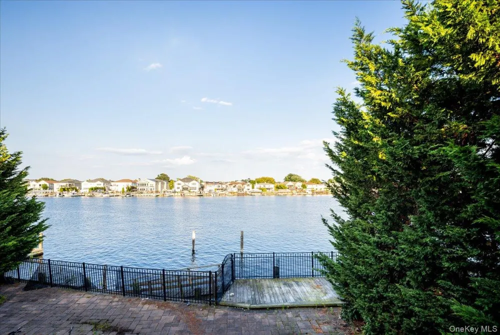 2829 Judith Drive Bellmore, NY 11710