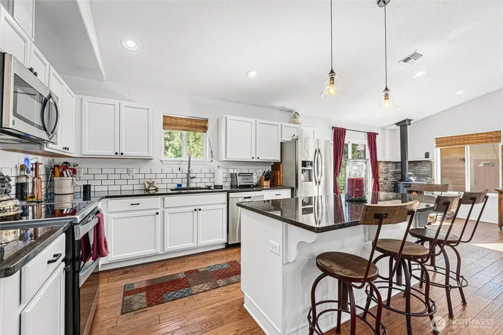 31297 Dodd Creek Lane E Davenport, WA 99122