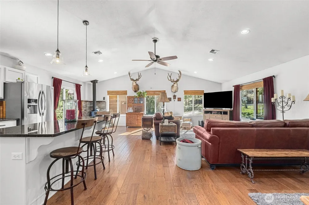 31297 Dodd Creek Lane E Davenport, WA 99122