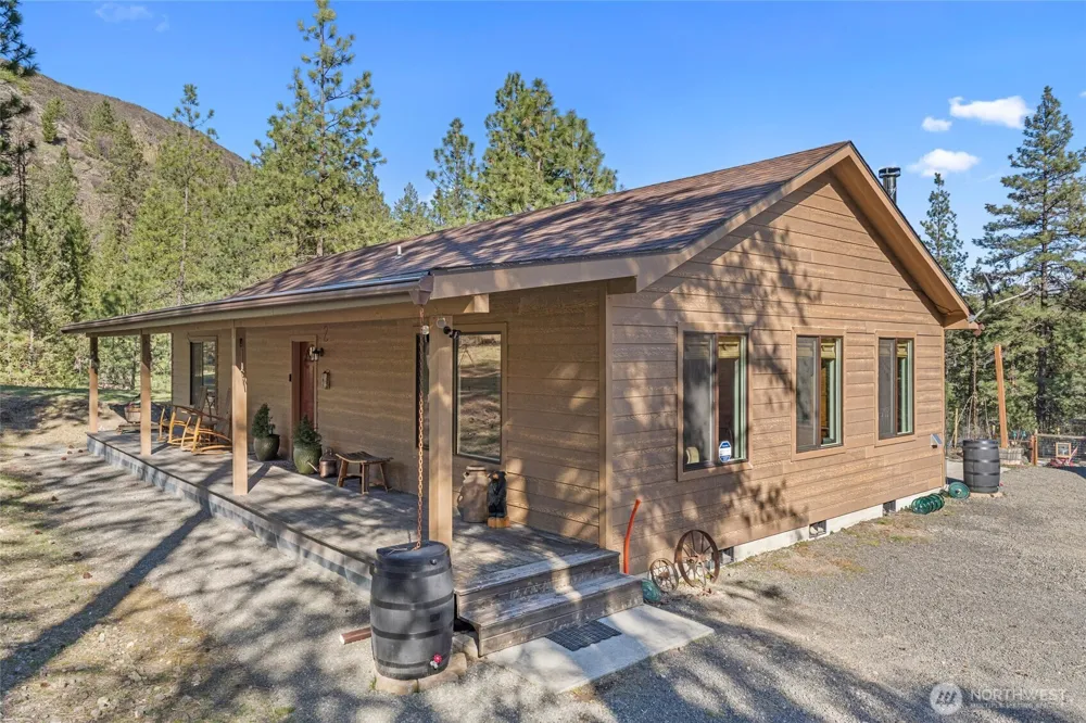 31297 Dodd Creek Lane E Davenport, WA 99122