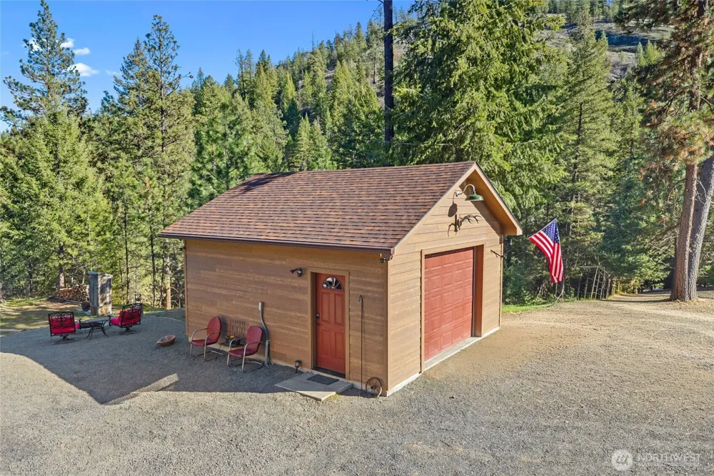 31297 Dodd Creek Lane E Davenport, WA 99122