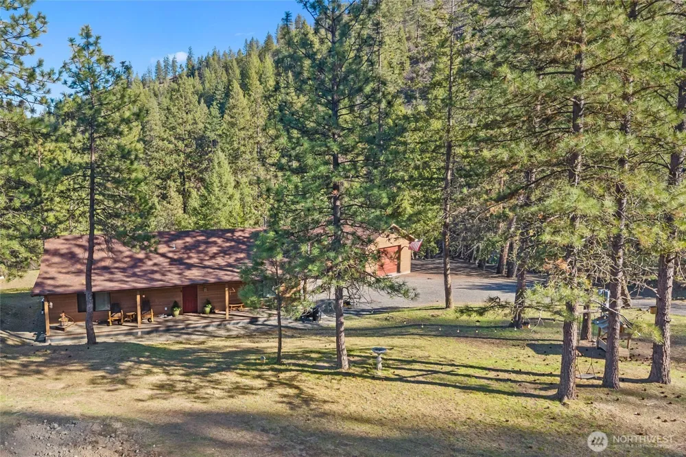 31297 Dodd Creek Lane E Davenport, WA 99122