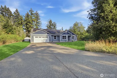 8024 Fairview Road SW