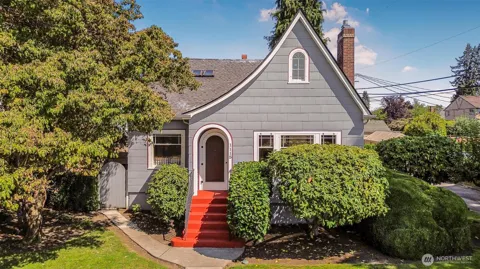 1115 Cedar Street