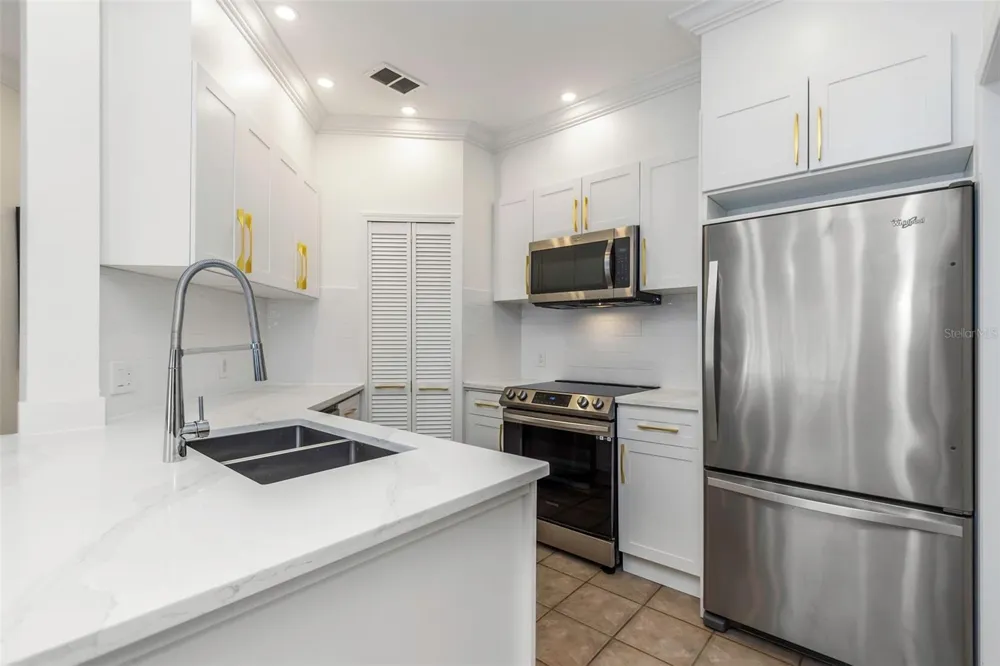 2199 CHIANTI PLACE #9-0923 Palm Harbor, FL 34683