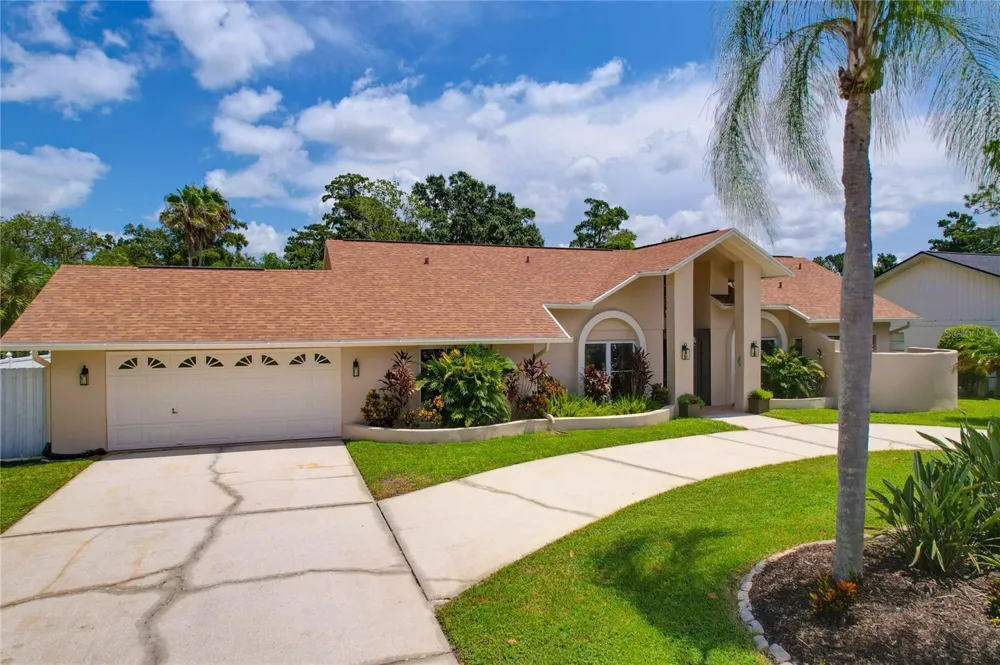 80 FOXFIRE LANE Oldsmar, FL 34677
