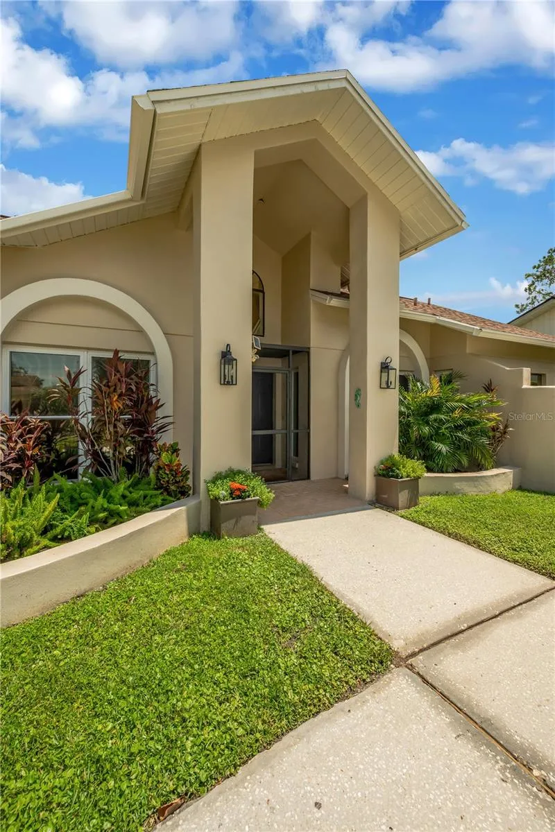 80 FOXFIRE LANE Oldsmar, FL 34677