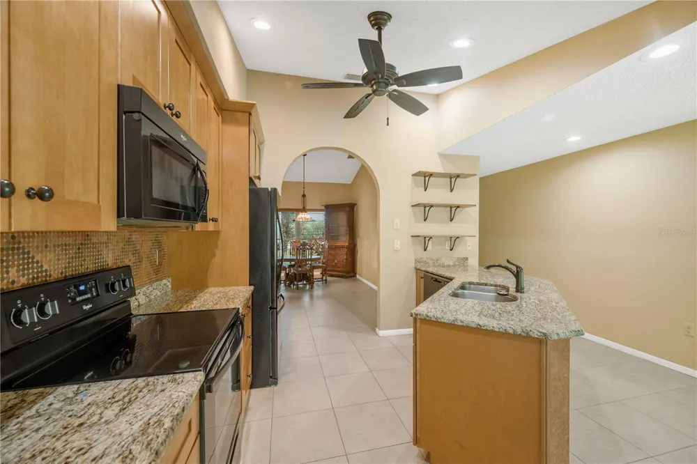 80 FOXFIRE LANE Oldsmar, FL 34677