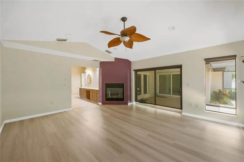 80 FOXFIRE LANE Oldsmar, FL 34677
