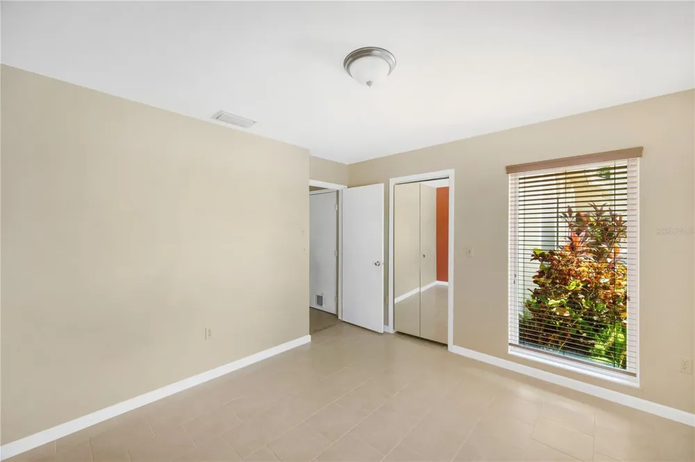 80 FOXFIRE LANE Oldsmar, FL 34677