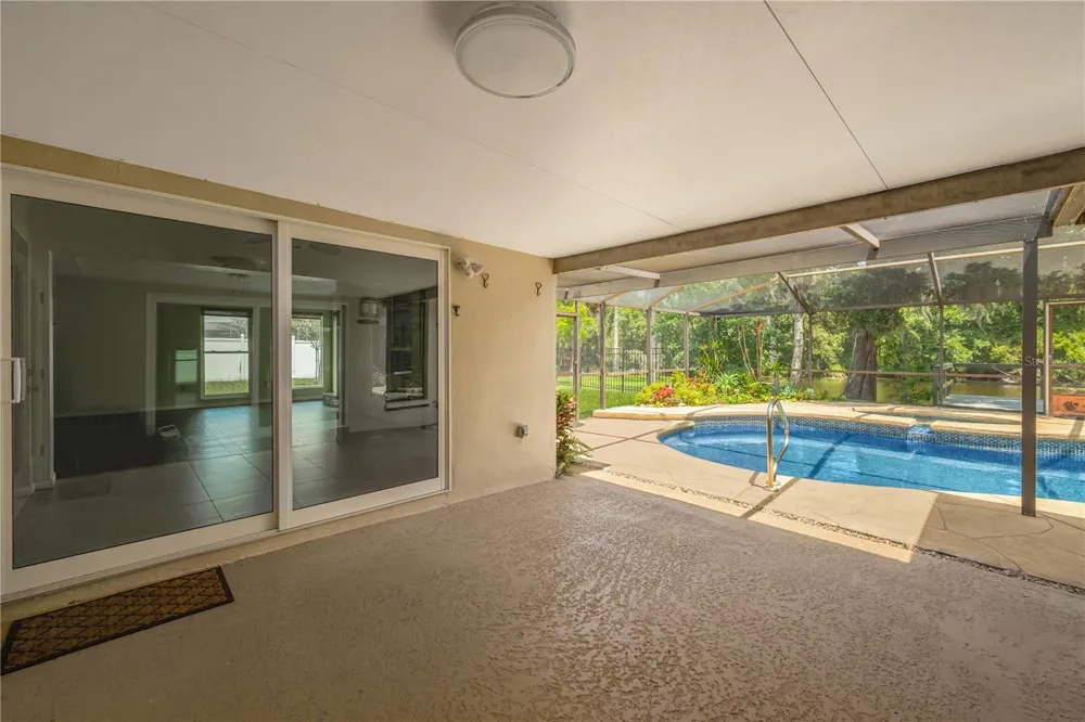 80 FOXFIRE LANE Oldsmar, FL 34677