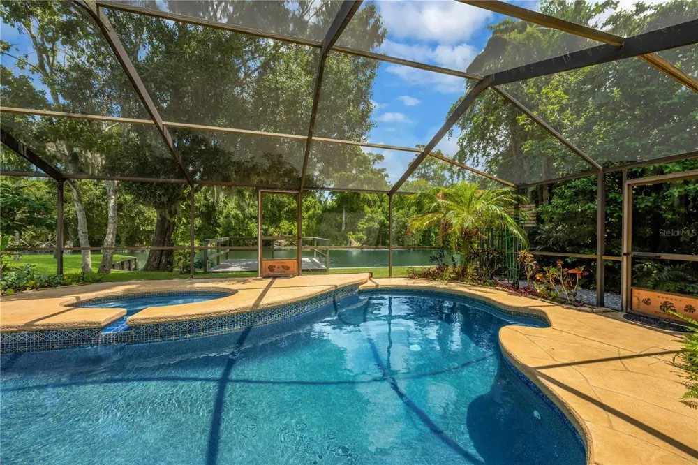 80 FOXFIRE LANE Oldsmar, FL 34677