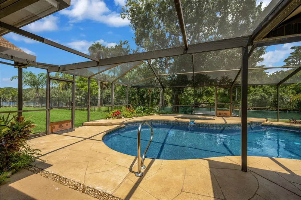 80 FOXFIRE LANE Oldsmar, FL 34677