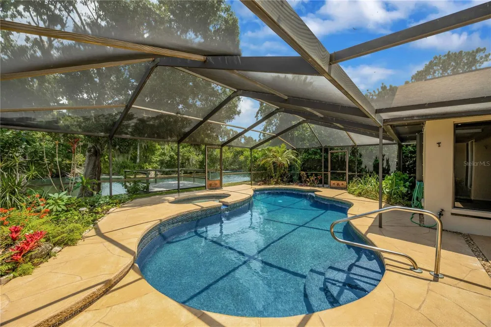80 FOXFIRE LANE Oldsmar, FL 34677