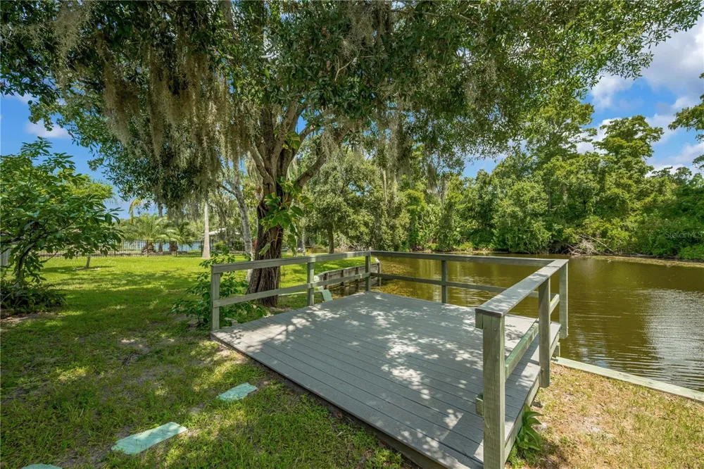 80 FOXFIRE LANE Oldsmar, FL 34677