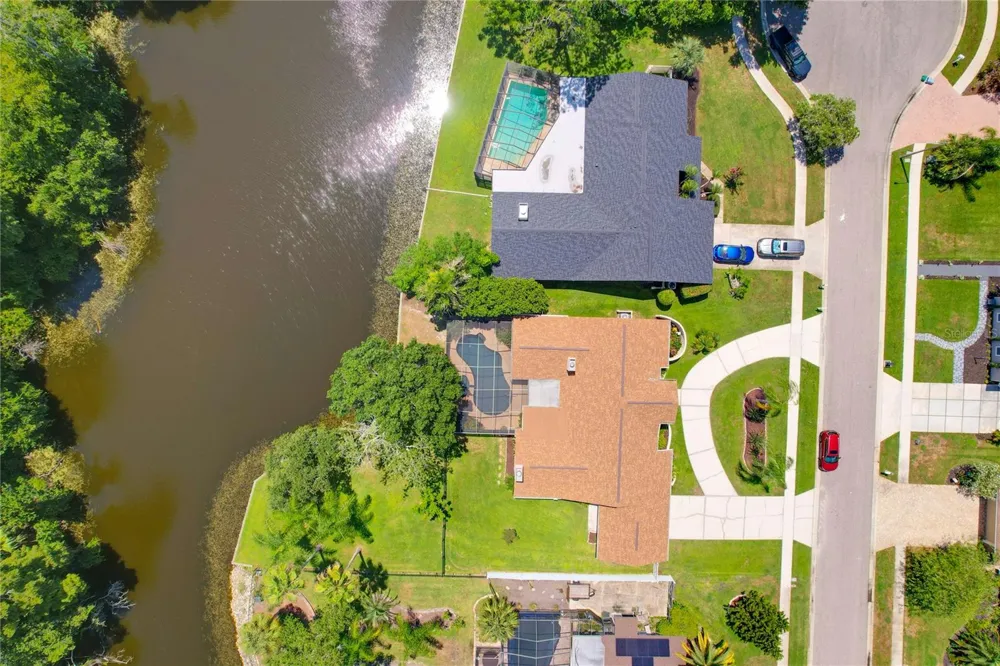 80 FOXFIRE LANE Oldsmar, FL 34677