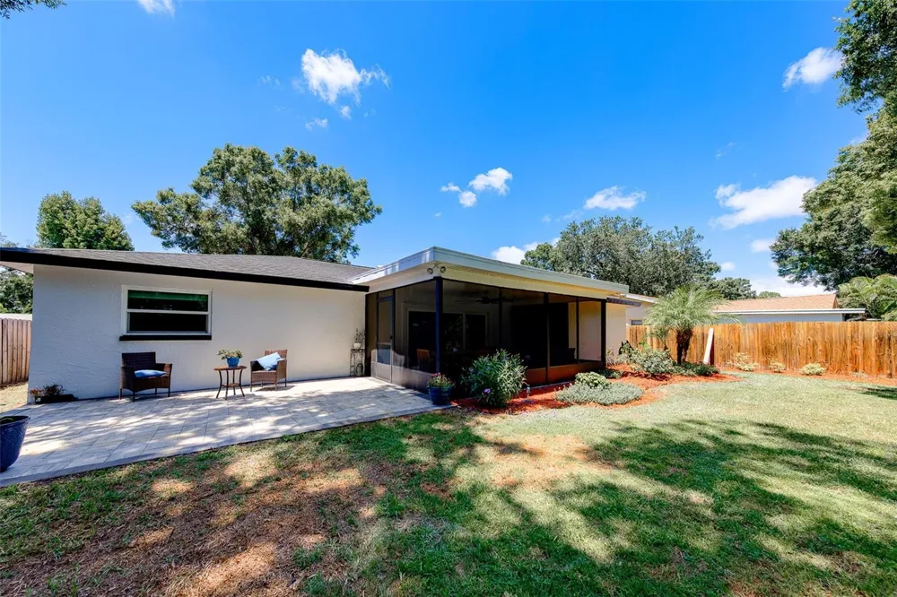 2043 DODGE STREET Clearwater, FL 33760