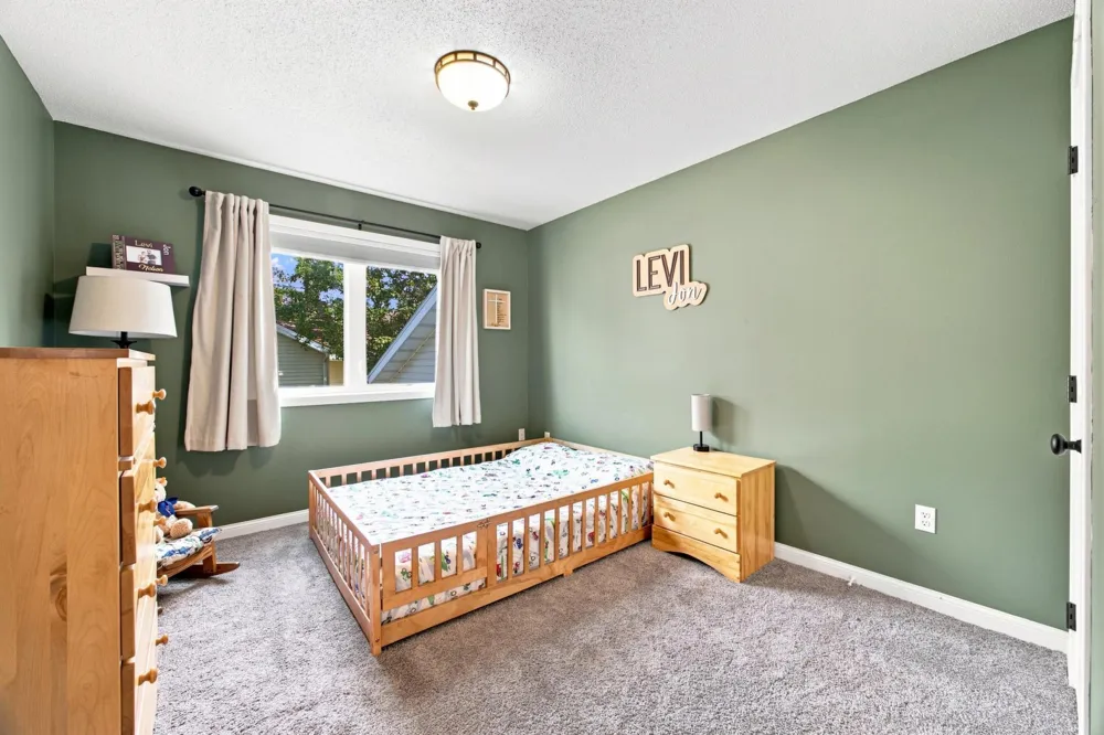 2715 32nd Street S Fargo, ND 58103