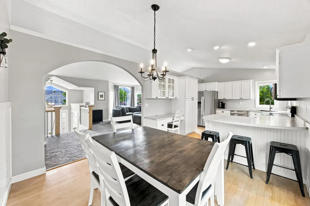 2715 32nd Street S Fargo, ND 58103