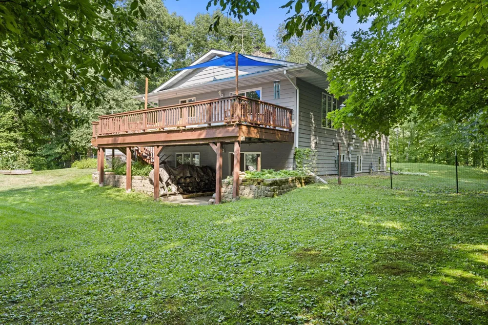 21060 Victory Lane Taylors Falls, MN 55084