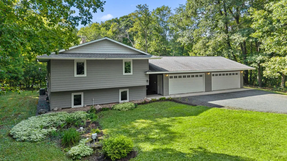 21060 Victory Lane Taylors Falls, MN 55084