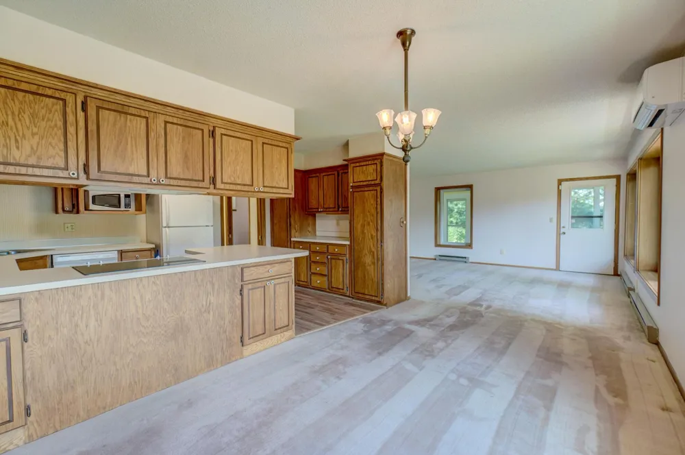 12860 Saint Croix Trail Stillwater, MN 55082