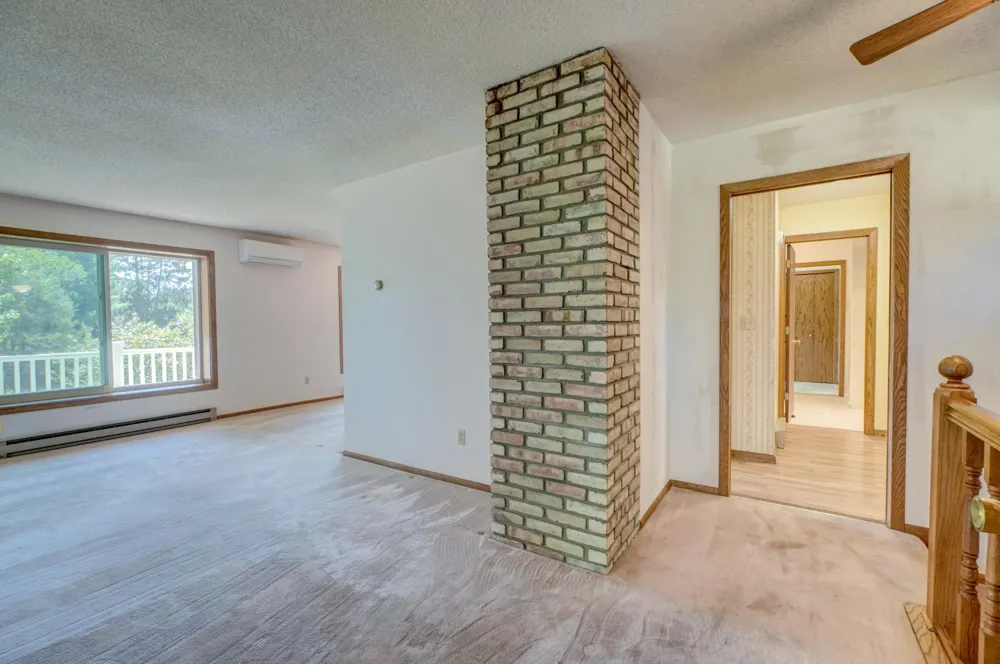 12860 Saint Croix Trail Stillwater, MN 55082