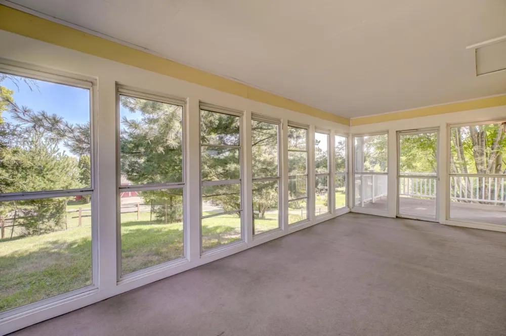 12860 Saint Croix Trail Stillwater, MN 55082