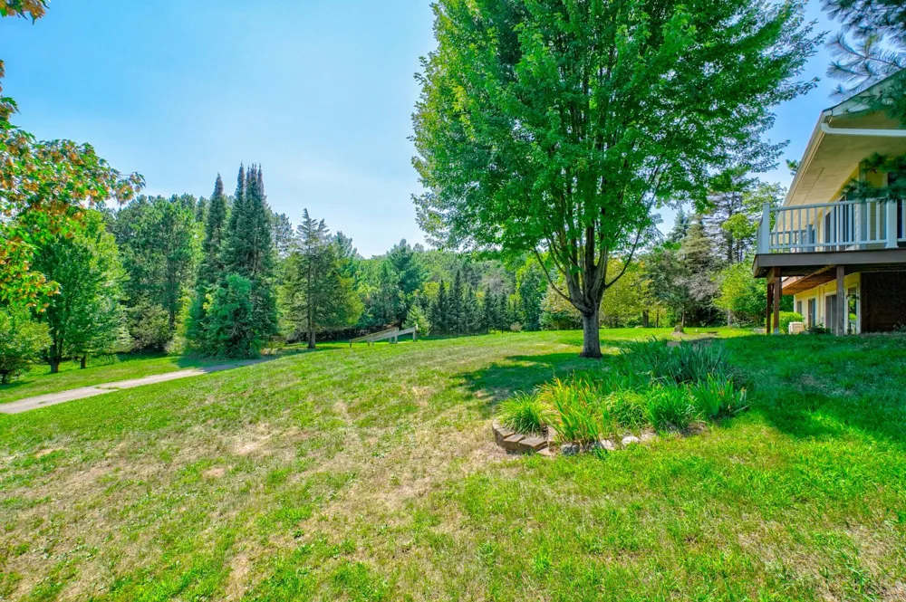 12860 Saint Croix Trail Stillwater, MN 55082